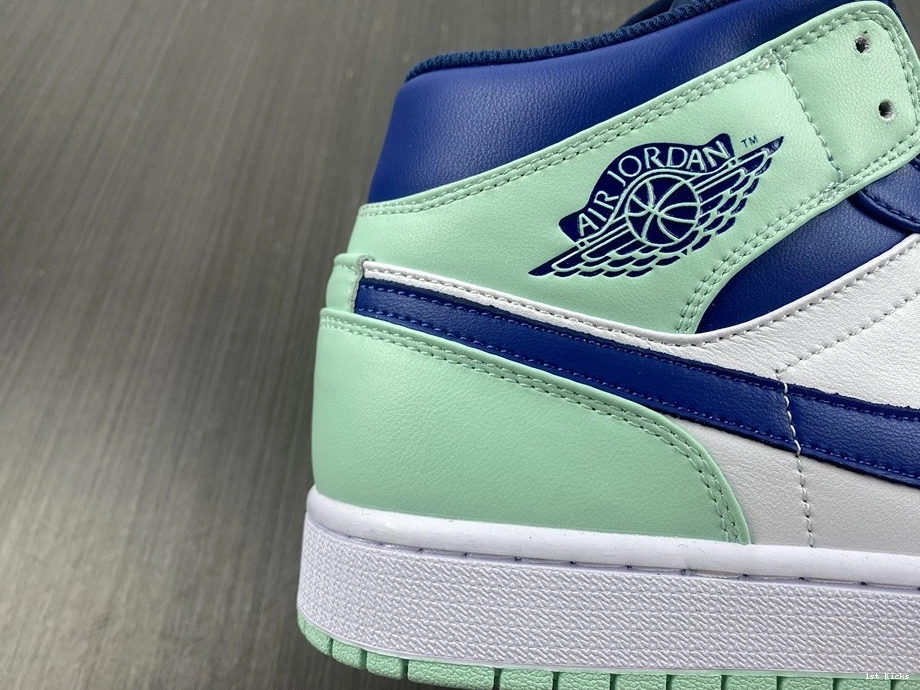 554724-413 Foam Mint - 1 Mystic Jordan Navy Mid 0105